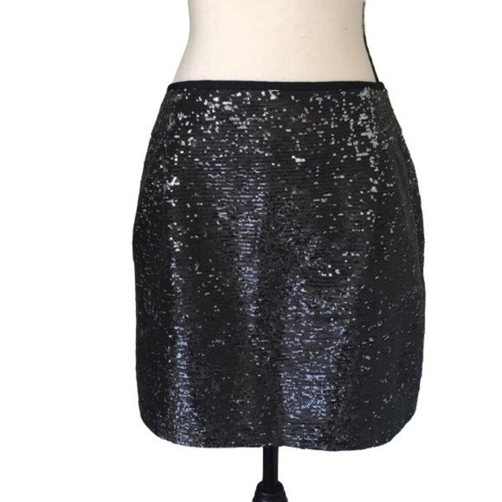 J Crew Black Sequined Skirt great for Christmas or New Year’s Eve